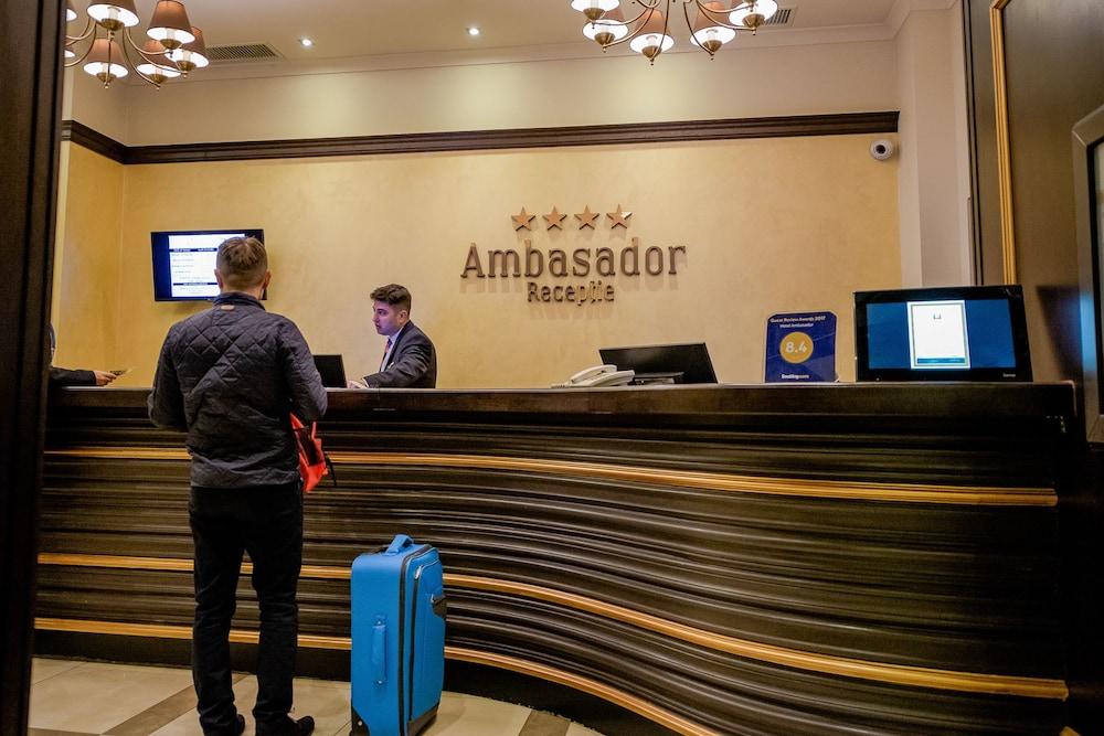 Ambasador Hotel