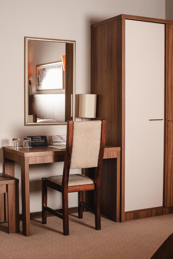 Hotel Ambasador